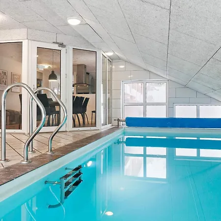 5 Star Holiday Home In Glesborg 펜션 Fjellerup